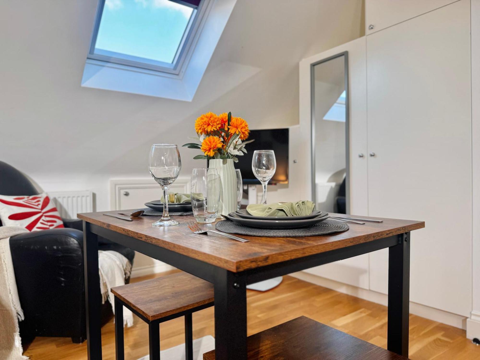Ideal Studio Loft 30Min To Central London Exterior photo