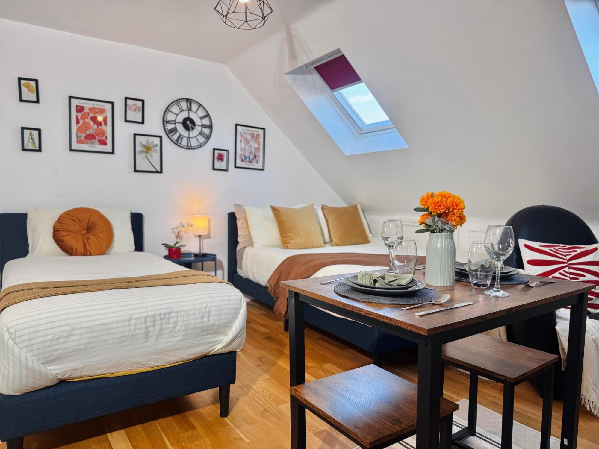 Ideal Studio Loft 30Min To Central London Exterior photo