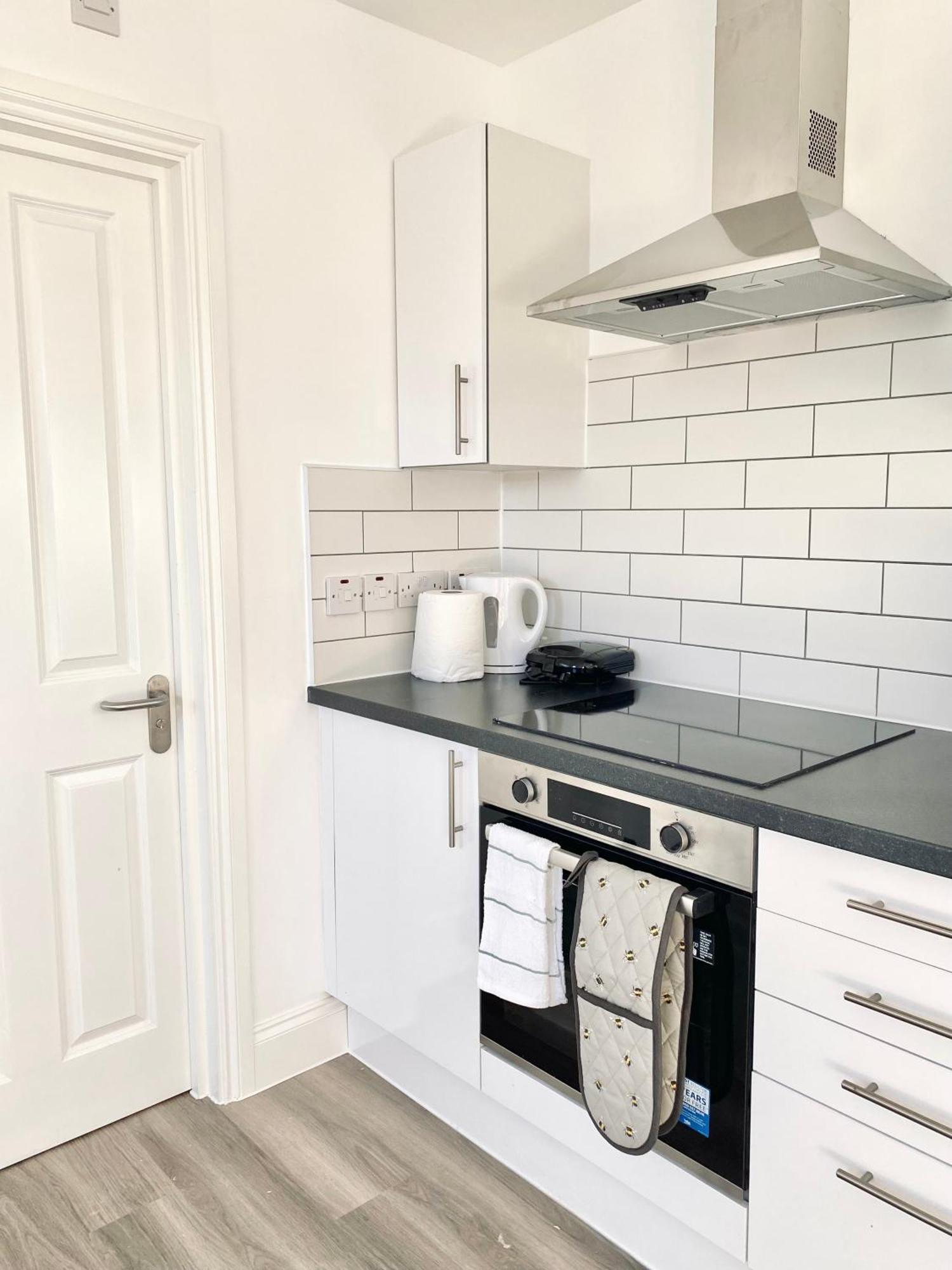 Ideal Studio Loft 30Min To Central London Exterior photo